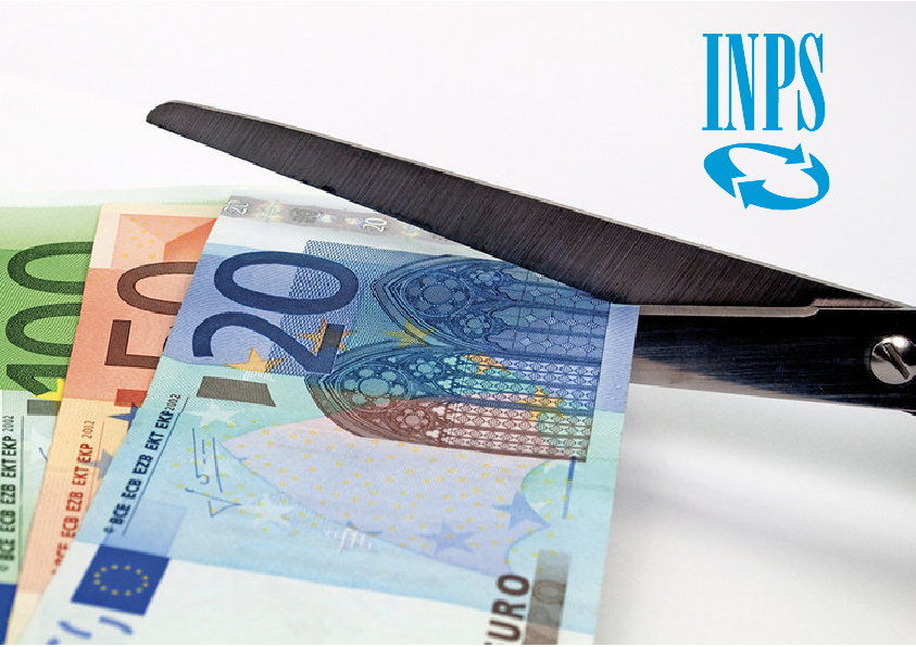 banconote da 100, 5o e 20 euro che vengono tagliati da una forbice